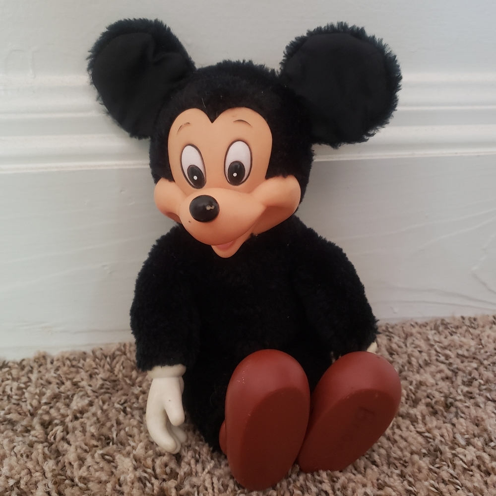 Rare Vintage Applause Mickey plush toy - Picture 2 of 10